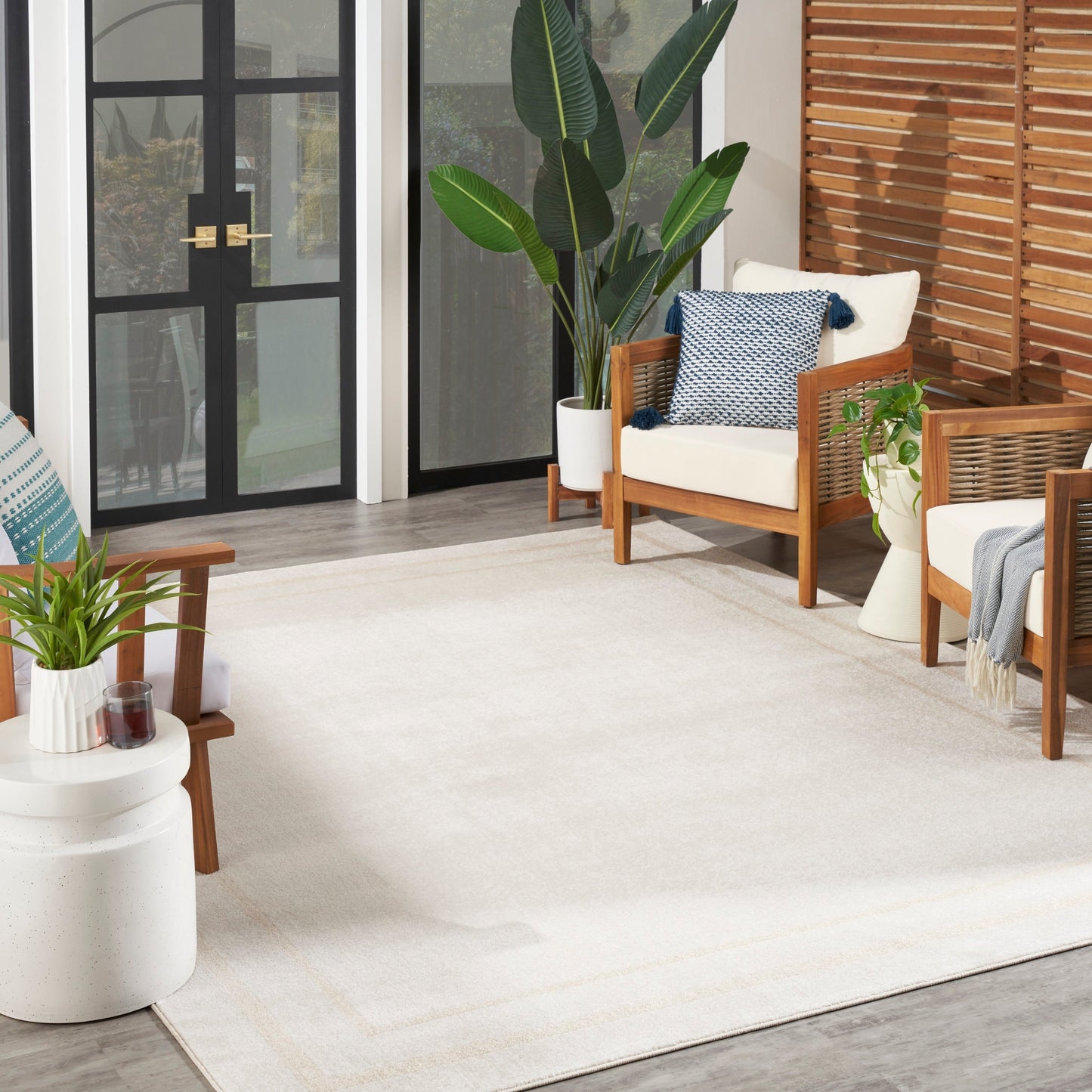 Tapis d'intérieur/extérieur uni Nourison Sandy