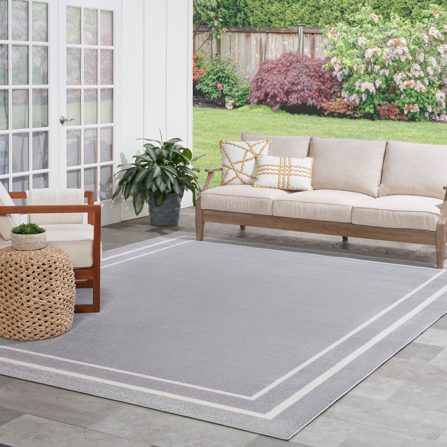 Tapis d'intérieur/extérieur uni Nourison Sandy