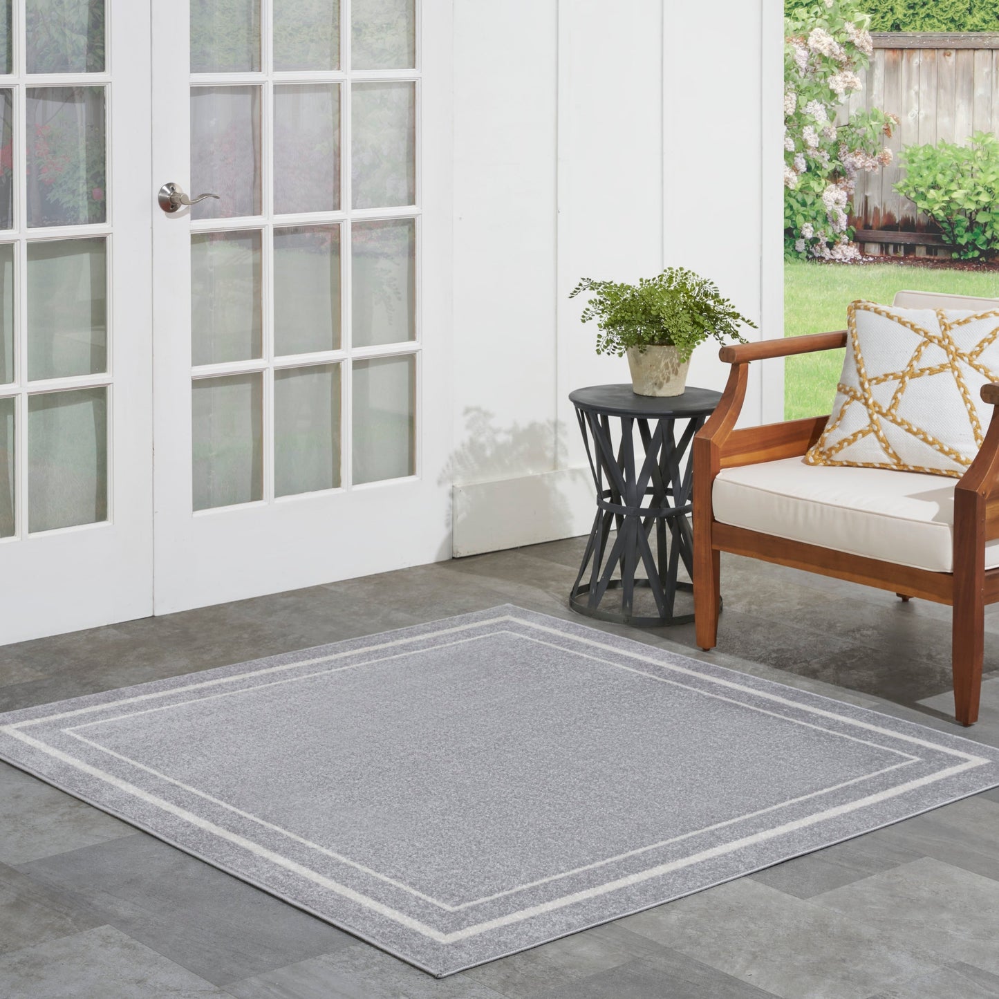 Tapis d'intérieur/extérieur uni Nourison Sandy