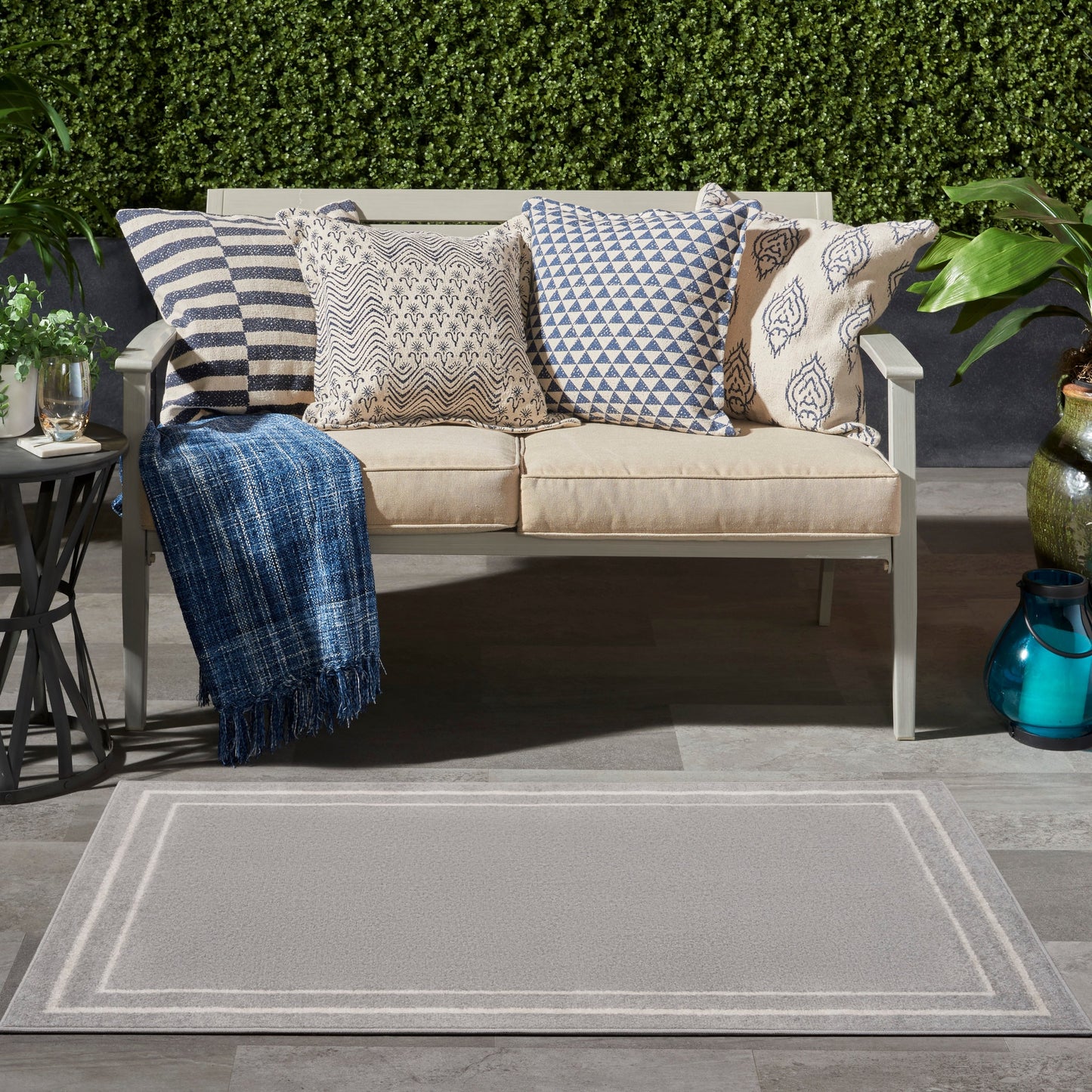 Tapis d'intérieur/extérieur uni Nourison Sandy
