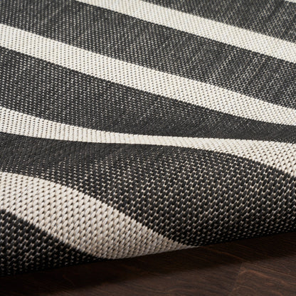 Tapis rayé intérieur/extérieur Nourison Selerno.