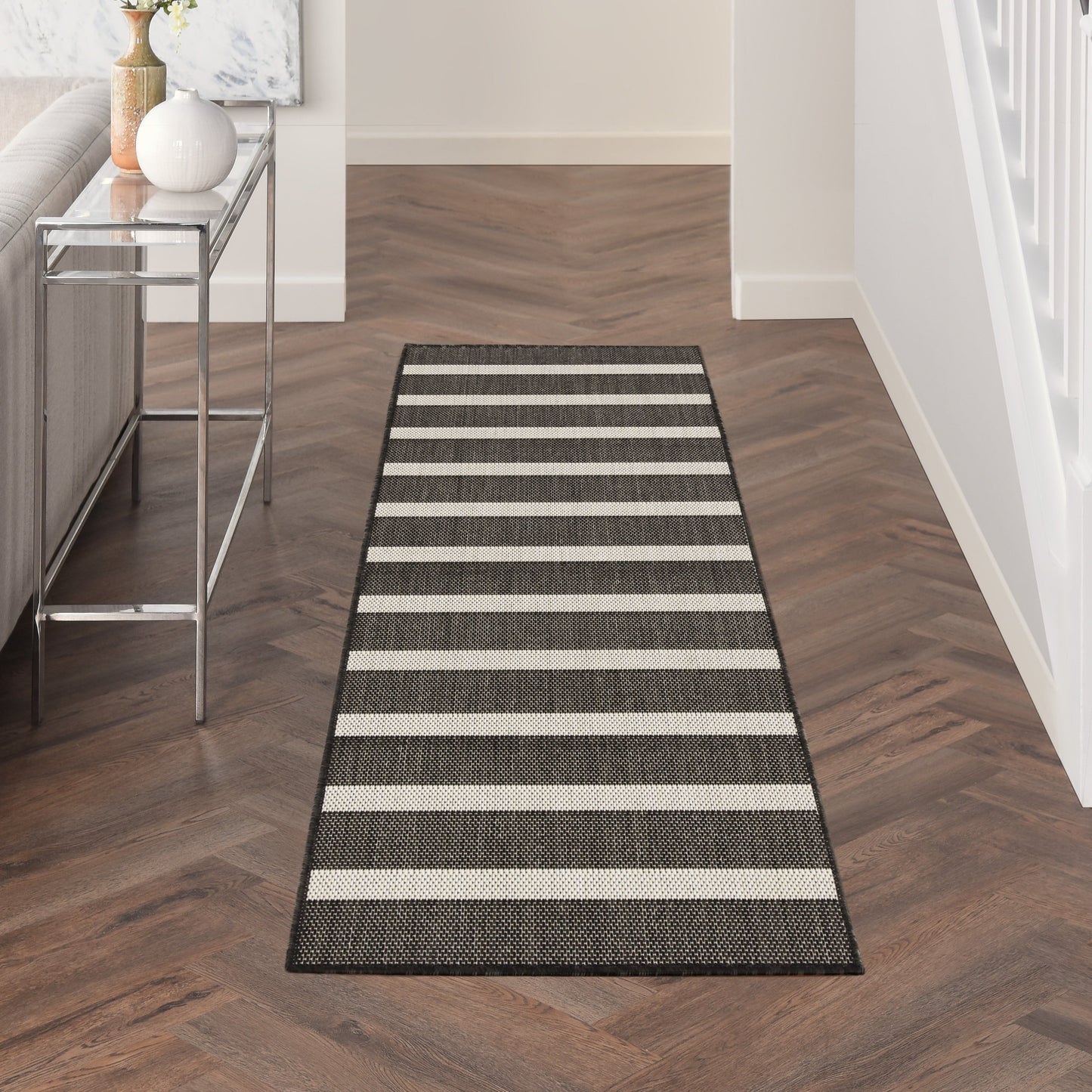 Tapis rayé intérieur/extérieur Nourison Selerno.