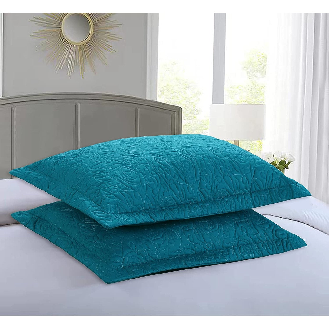 Housse de coussin brodée Porch &amp; Den Manor (lot de 2)