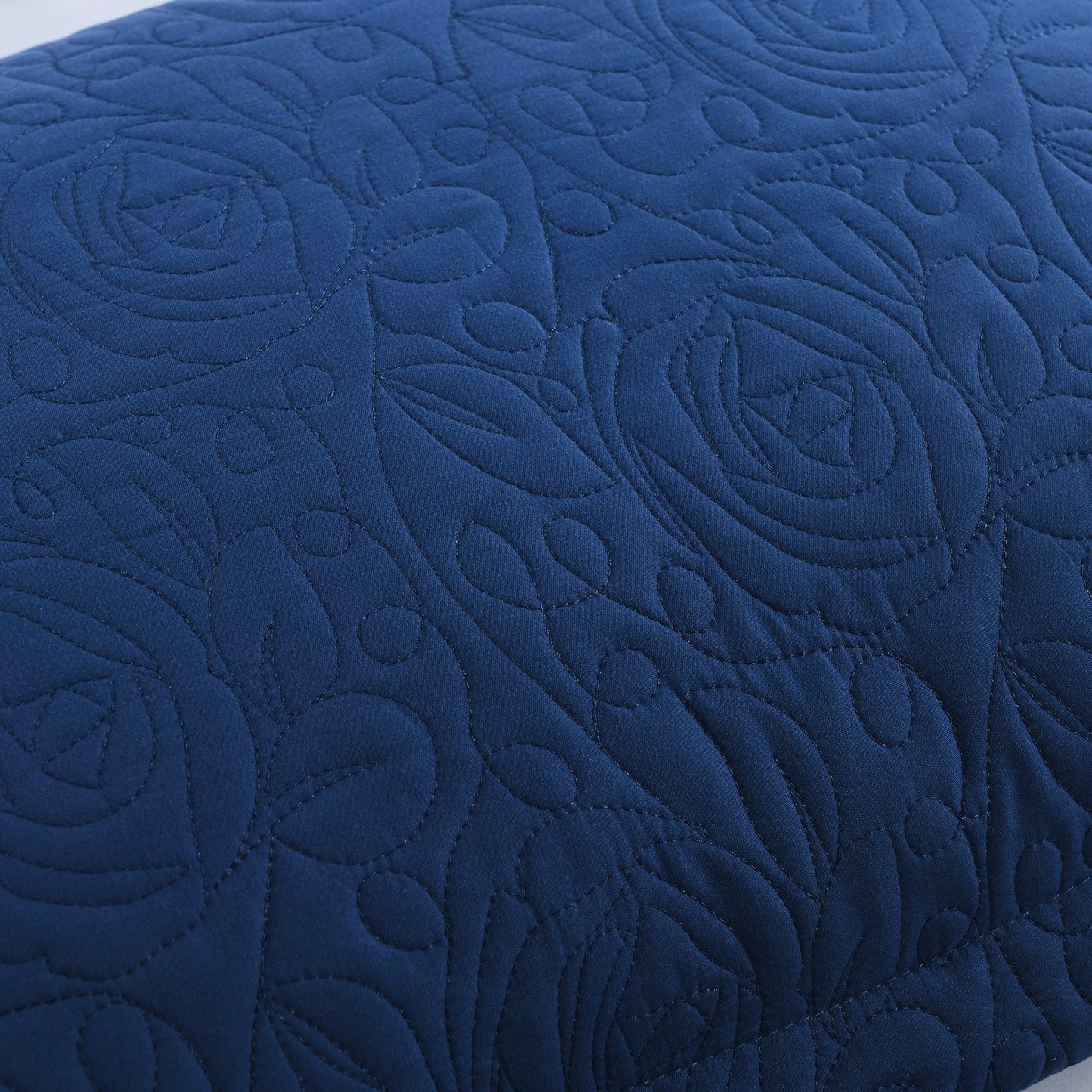Housse de coussin brodée Porch &amp; Den Manor (lot de 2)