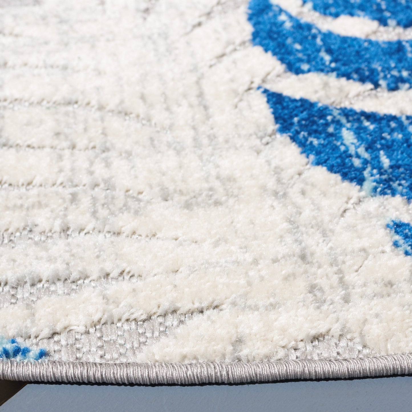 Tapis de patio imperméable à motif floral pour intérieur/extérieur SAFAVIEH Cabana Arik