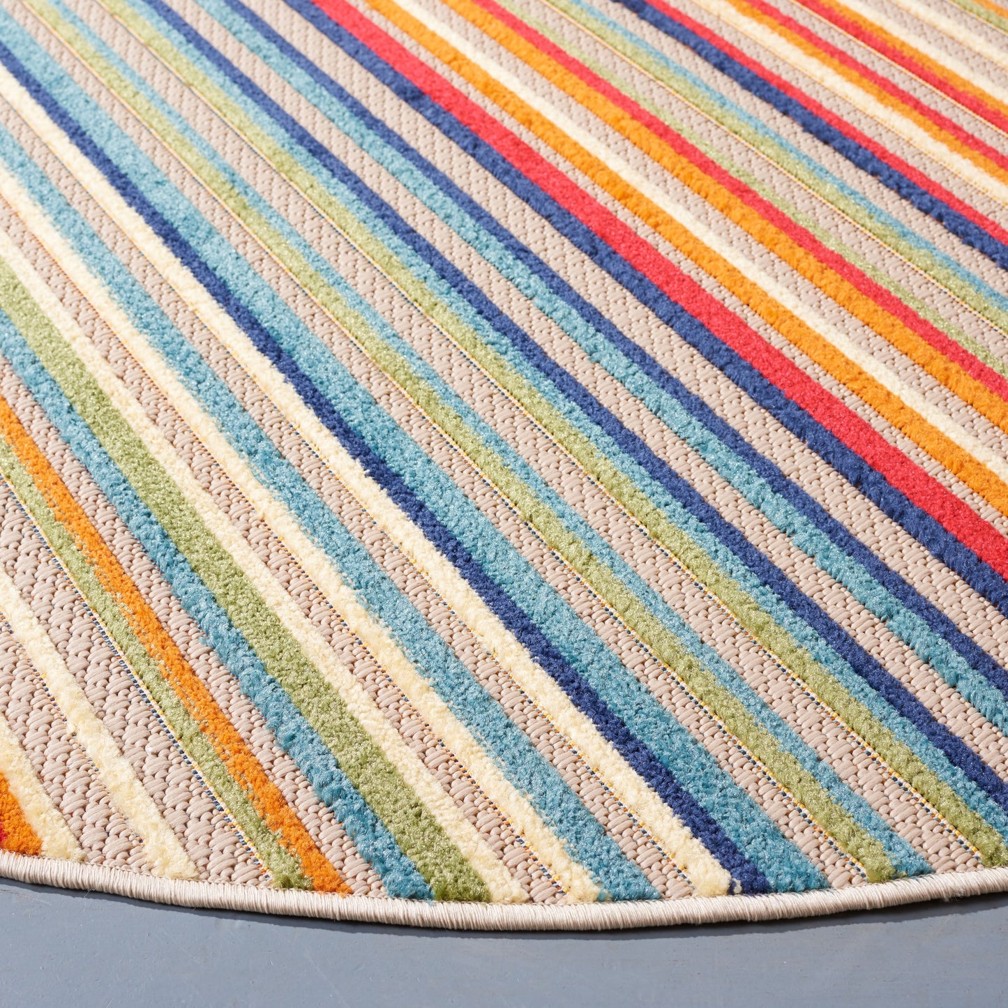 Tapis de patio imperméable à rayures pour intérieur/extérieur SAFAVIEH Cabana Gafia