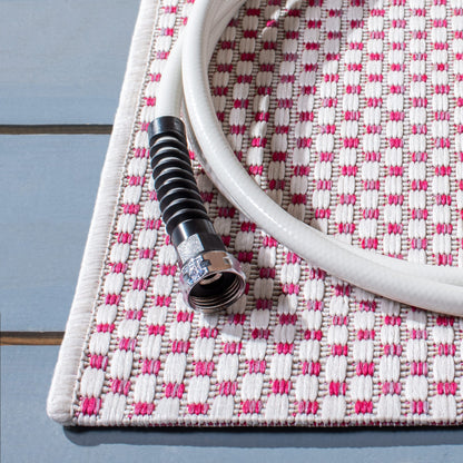 Tapis de jardin imperméable pour intérieur/extérieur SAFAVIEH Courtyard Begajeta.