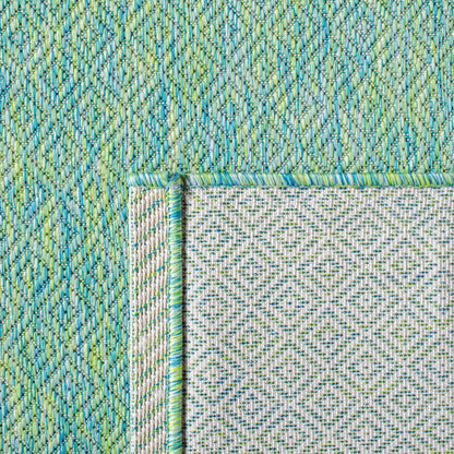 Tapis de jardin imperméable pour intérieur/extérieur SAFAVIEH Courtyard Begajeta.