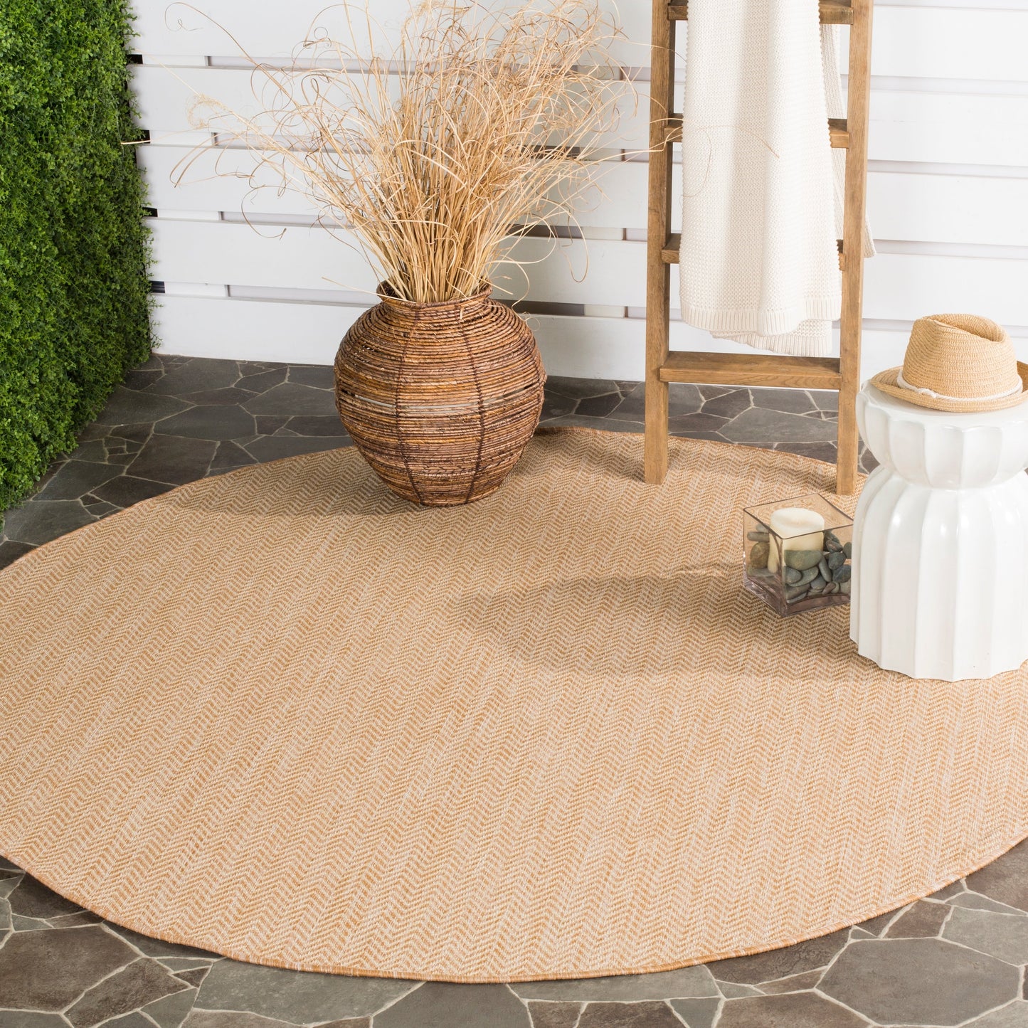 Tapis de jardin imperméable pour intérieur/extérieur SAFAVIEH Courtyard Ilmur