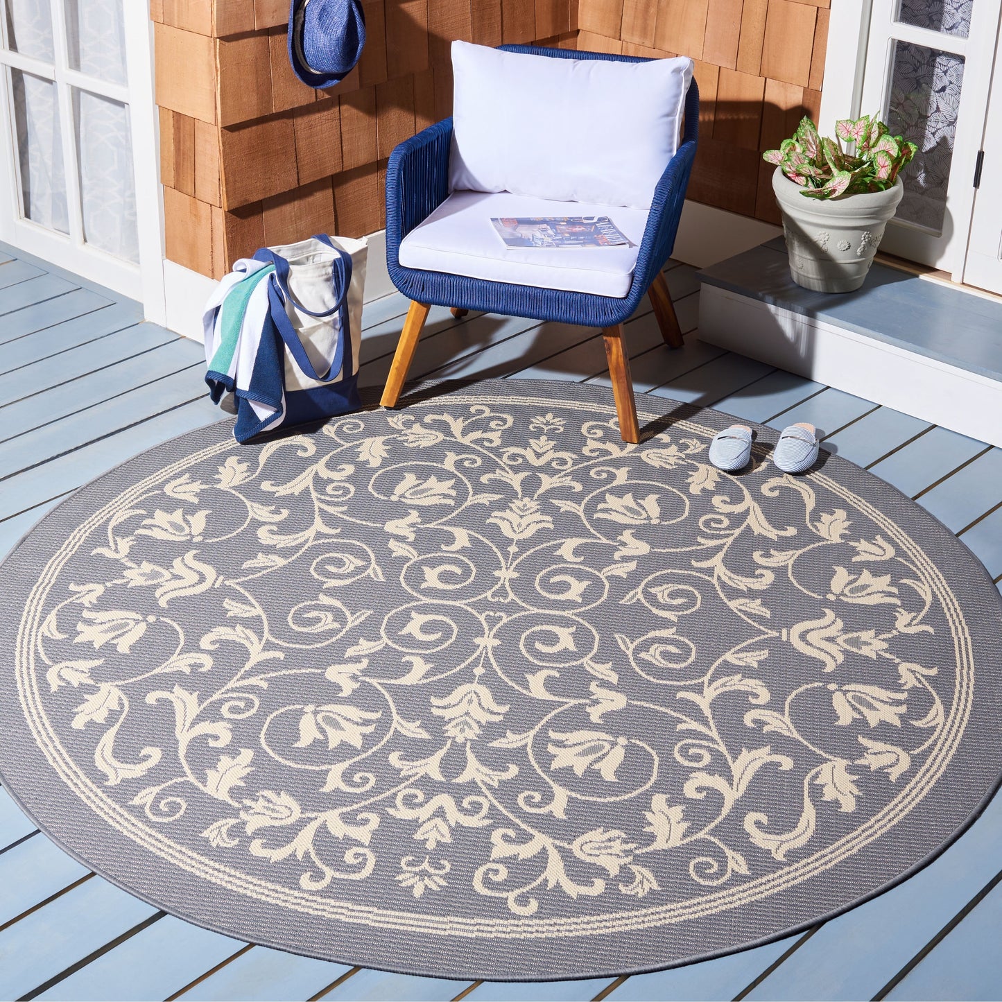 Tapis de jardin imperméable d'intérieur/extérieur SAFAVIEH Courtyard Miljeta