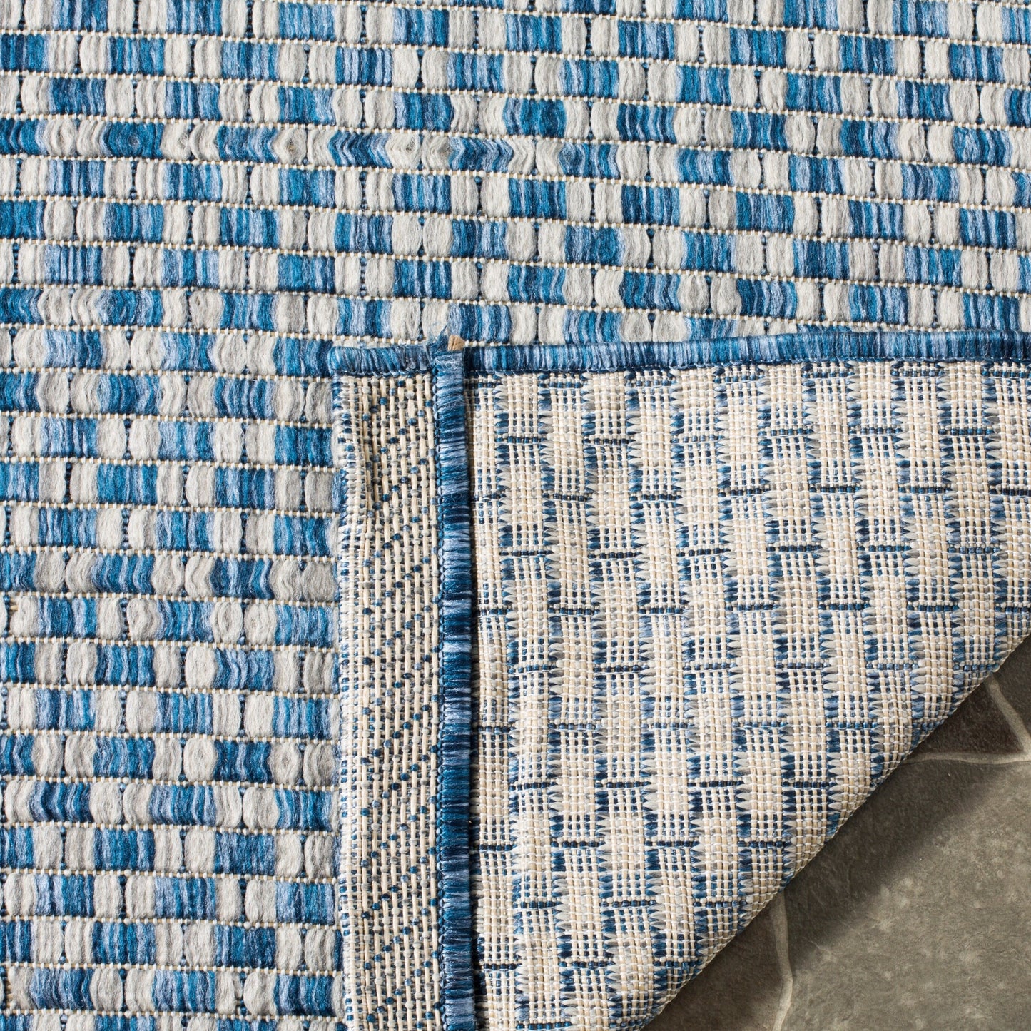 Tapis de jardin imperméable pour intérieur/extérieur SAFAVIEH Courtyard Ragini