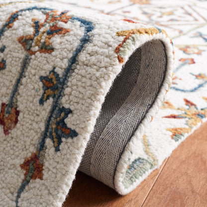 Tapis en laine floral SAFAVIEH Heritage Snjolaug fait main