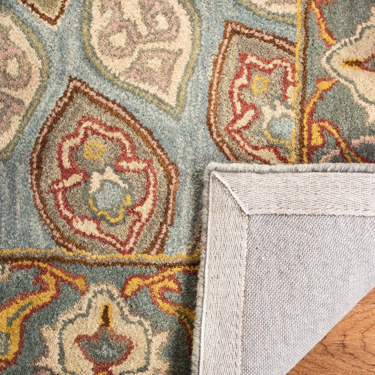 Tapis oriental traditionnel en laine fait main SAFAVIEH Heritage Wayfarer