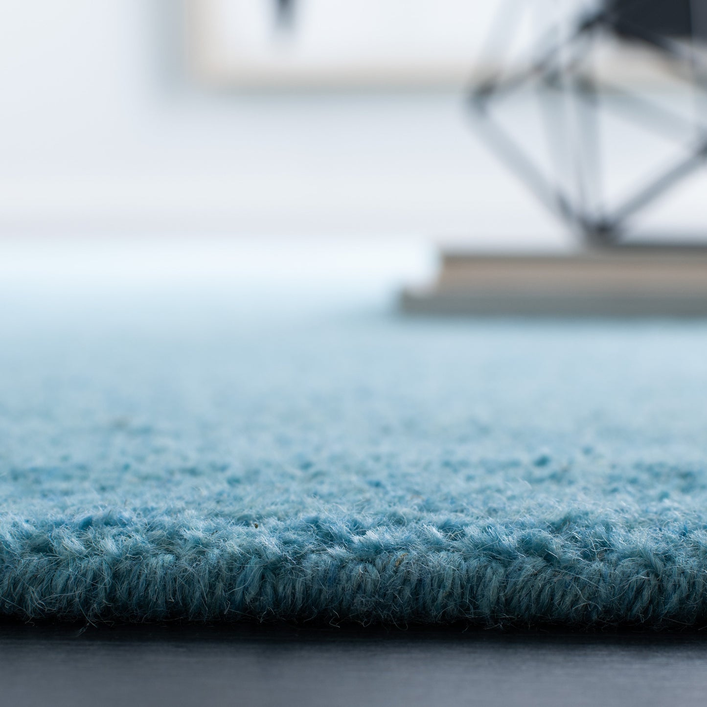 Tapis moderne en laine tissée à la main Himalaya SAFAVIEH