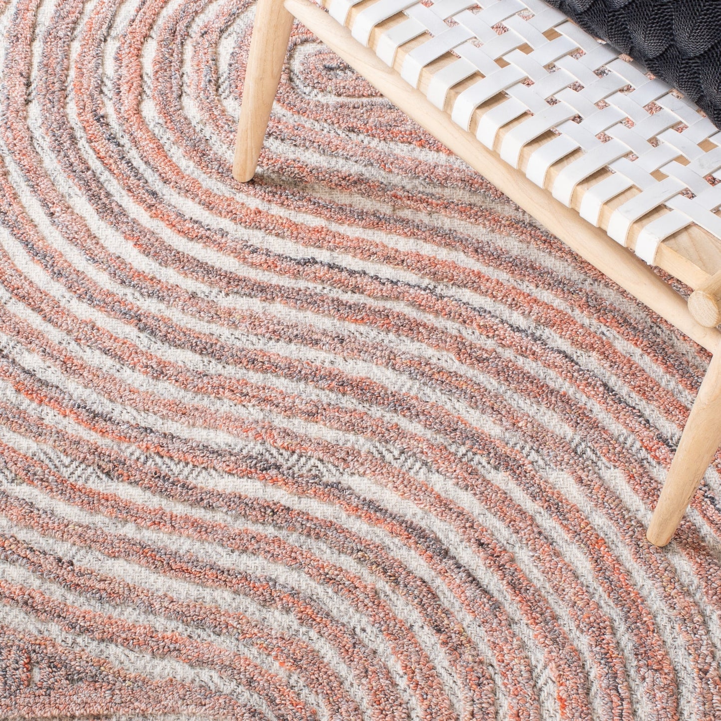 Tapis abstrait en laine fait main SAFAVIEH Southampton Asha