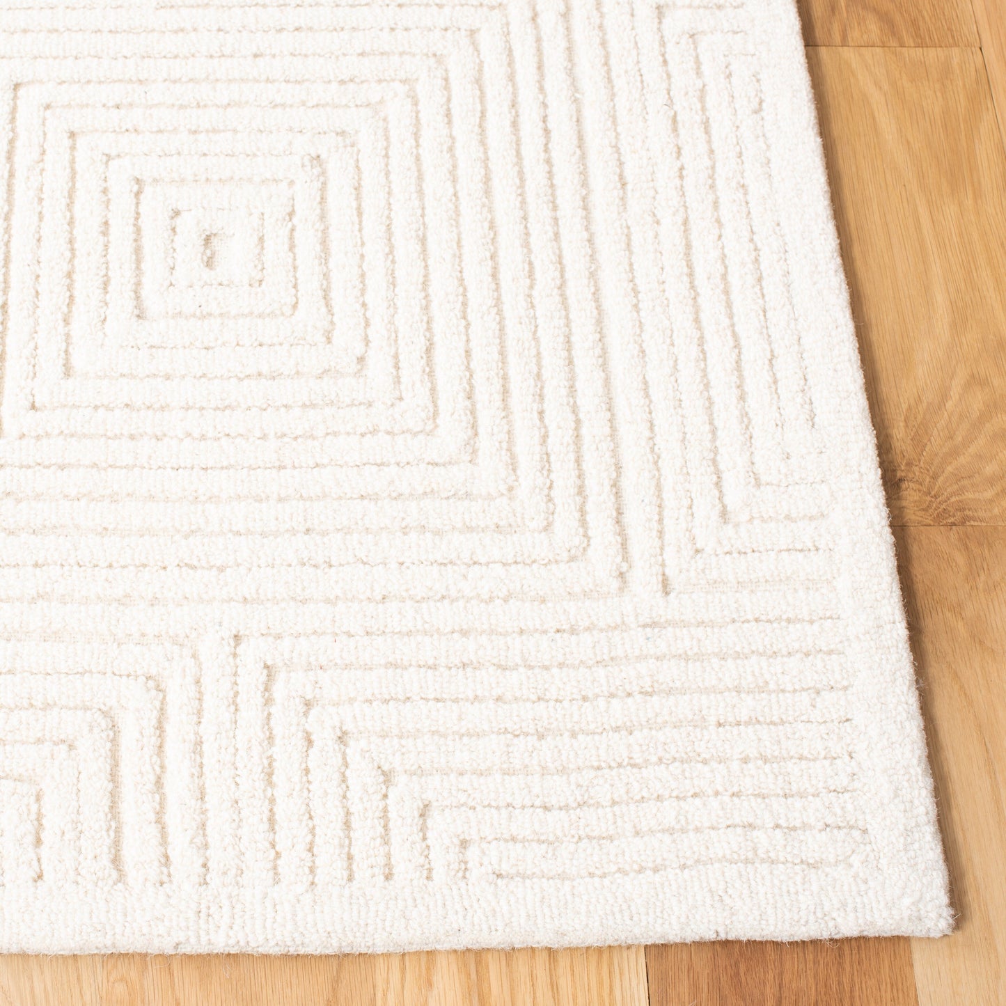 Tapis texturé en laine Nigina fait main SAFAVIEH
