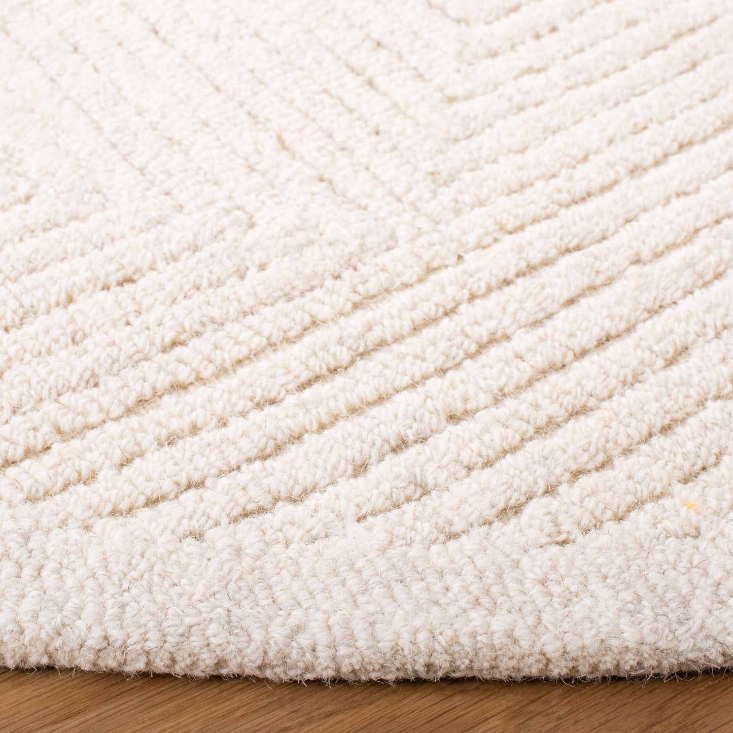 Tapis texturé en laine Nigina fait main SAFAVIEH