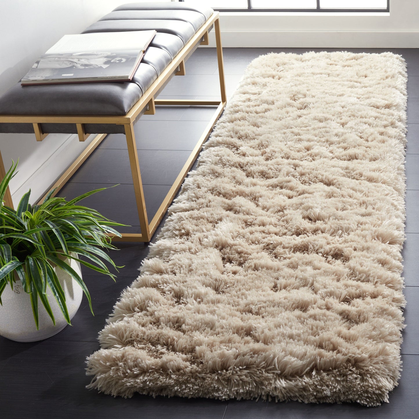 SAFAVIEH Tapis extra épais fait main Vukosava Shag Guenevere 3 pouces