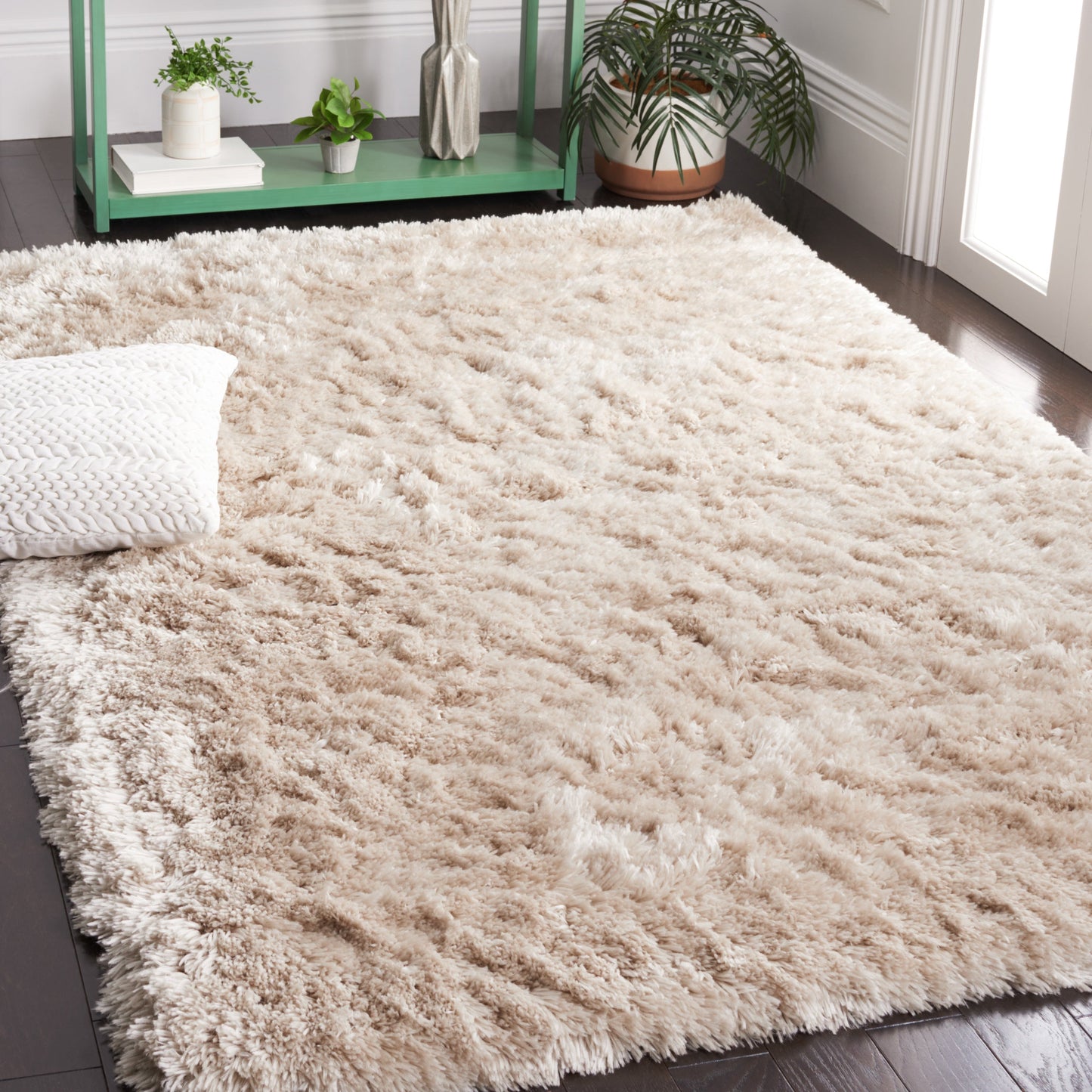 SAFAVIEH Tapis extra épais fait main Vukosava Shag Guenevere 3 pouces