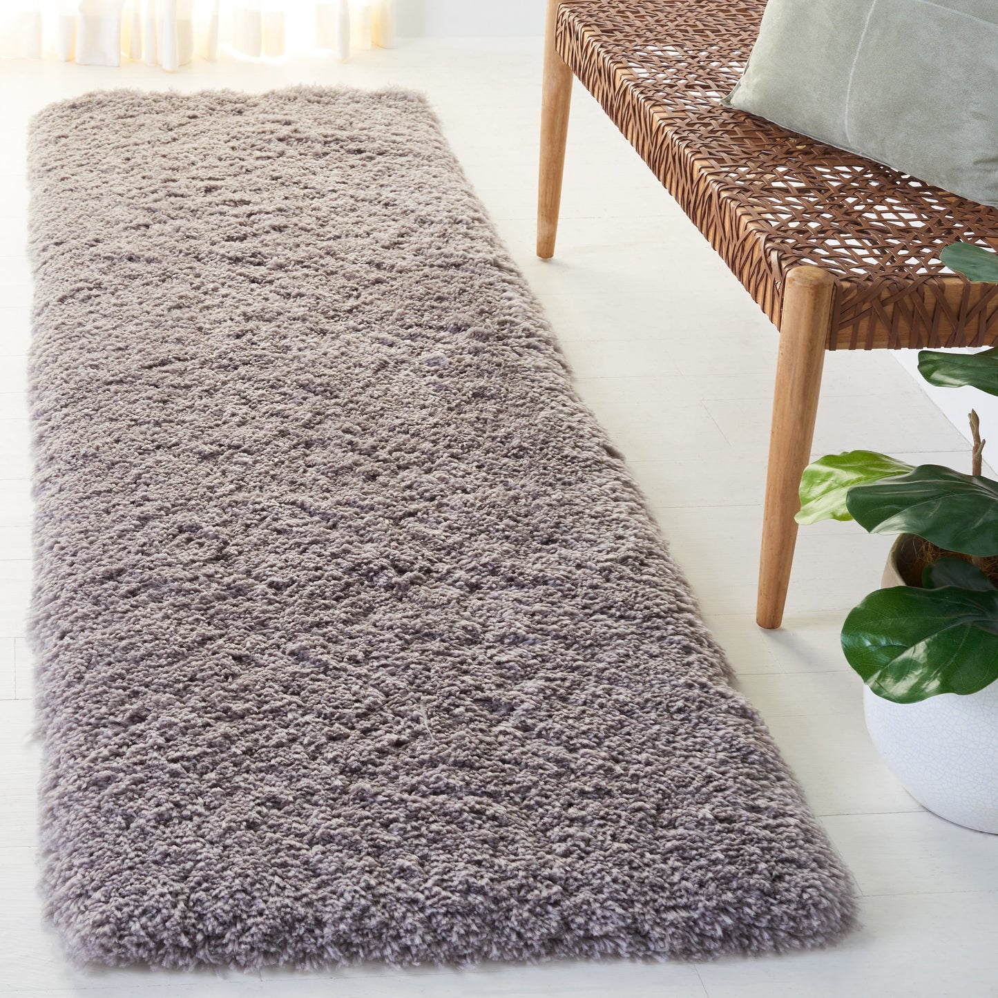SAFAVIEH Tapis extra épais fait main Vukosava Shag Guenevere 3 pouces