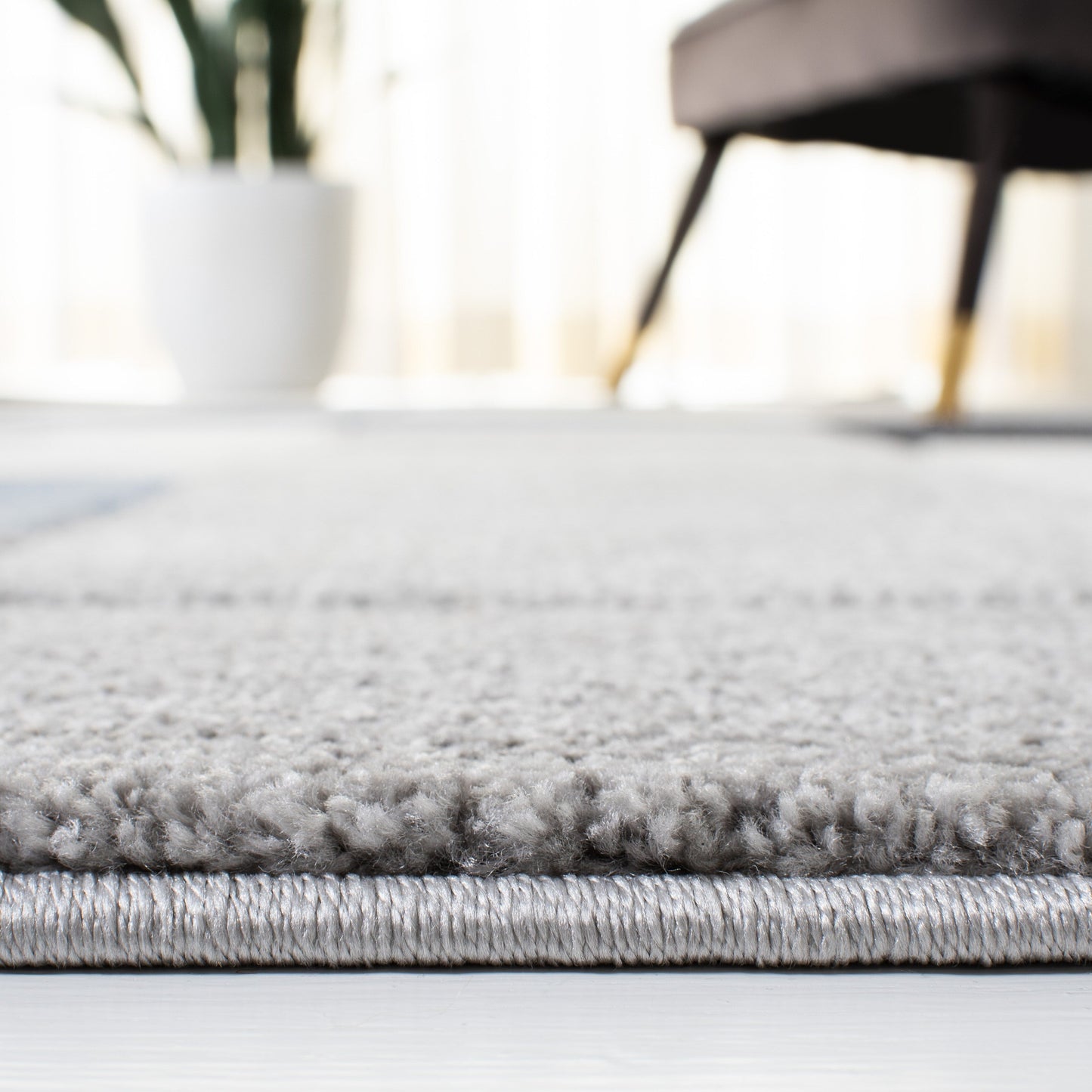 Tapis abstrait moderne du milieu du siècle SAFAVIEH Hollywood Alide