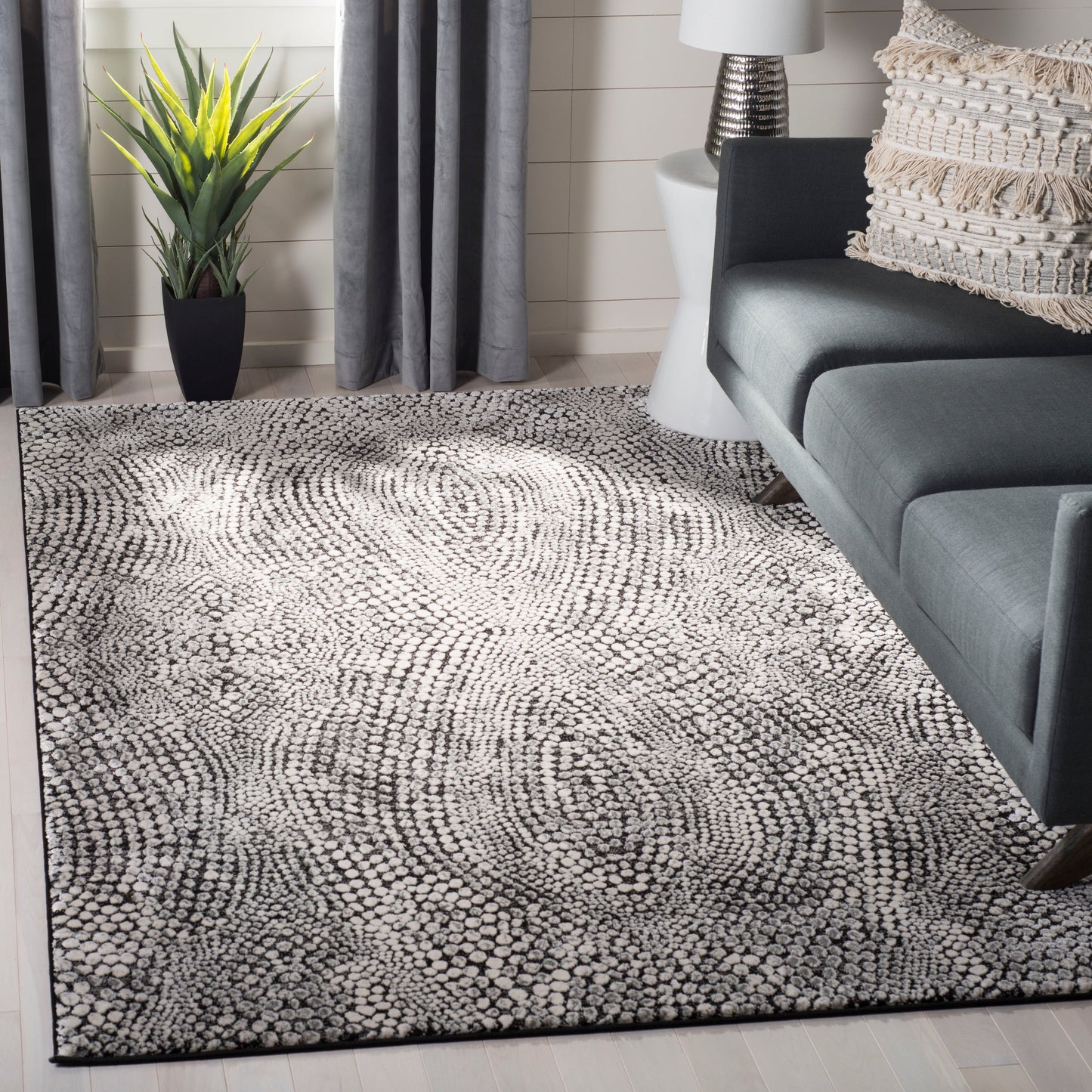 Tapis moderne abstrait en polyester SAFAVIEH Lurex Carleen