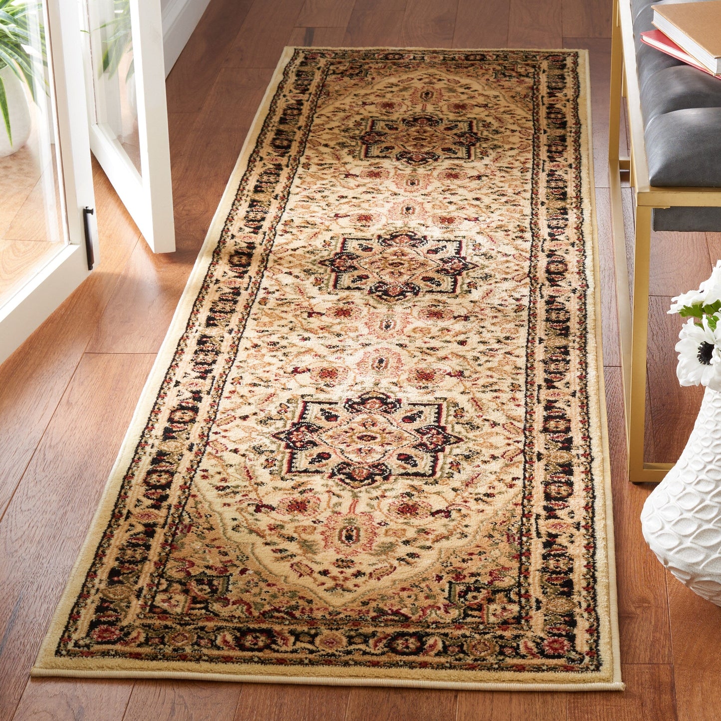 Tapis médaillon oriental traditionnel SAFAVIEH Lyndhurst Laquita