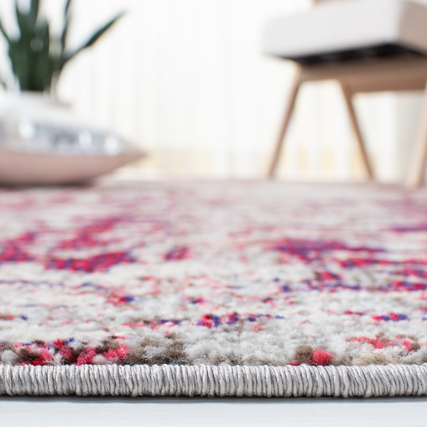 Tapis abstrait moderne SAFAVIEH Madison Carla