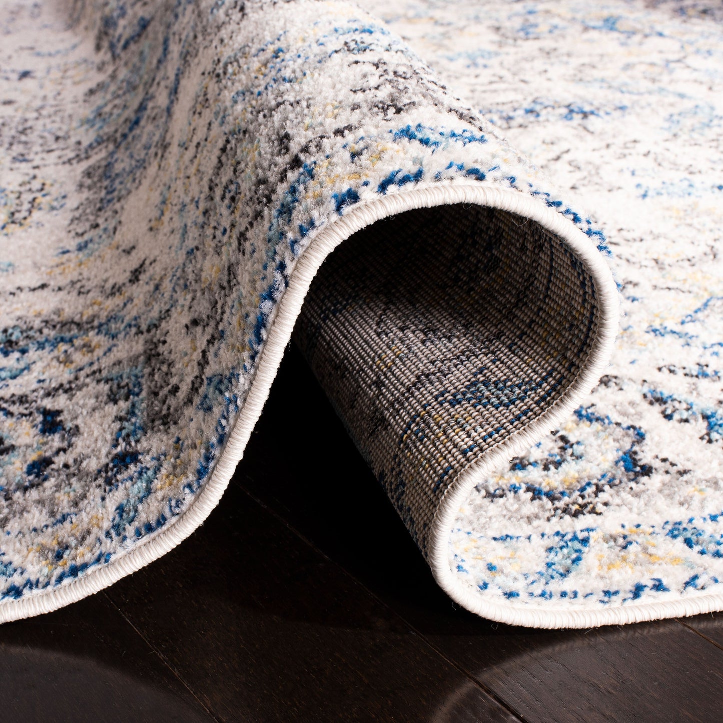 Tapis rustique vieilli SAFAVIEH Madison Delois Medallion