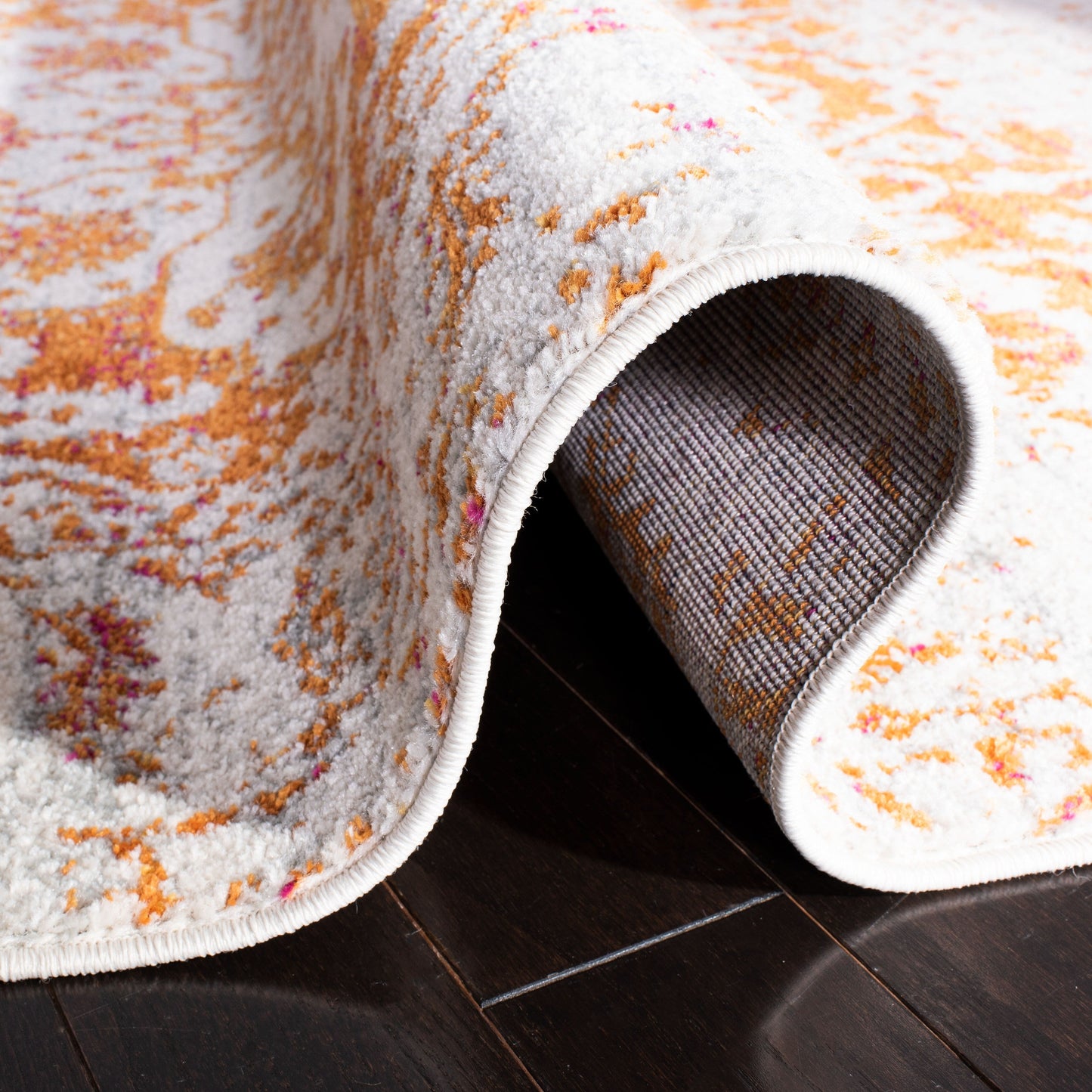 Tapis rustique vieilli SAFAVIEH Madison Delois Medallion