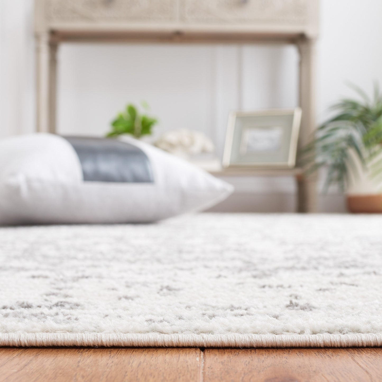 Tapis rustique vieilli SAFAVIEH Madison Delois Medallion