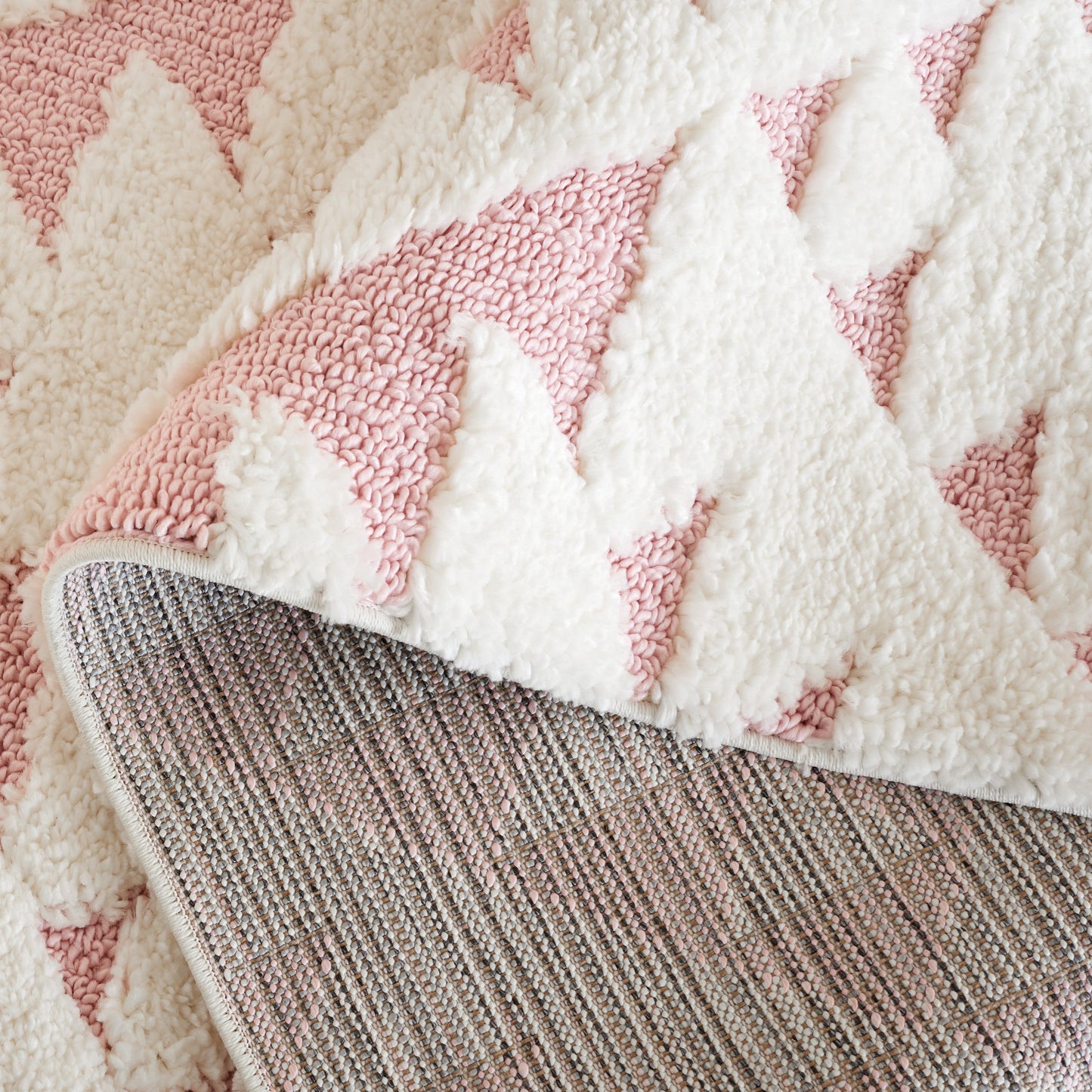 Tapis marocain à poils longs SAFAVIEH Delores, 5 cm d'épaisseur