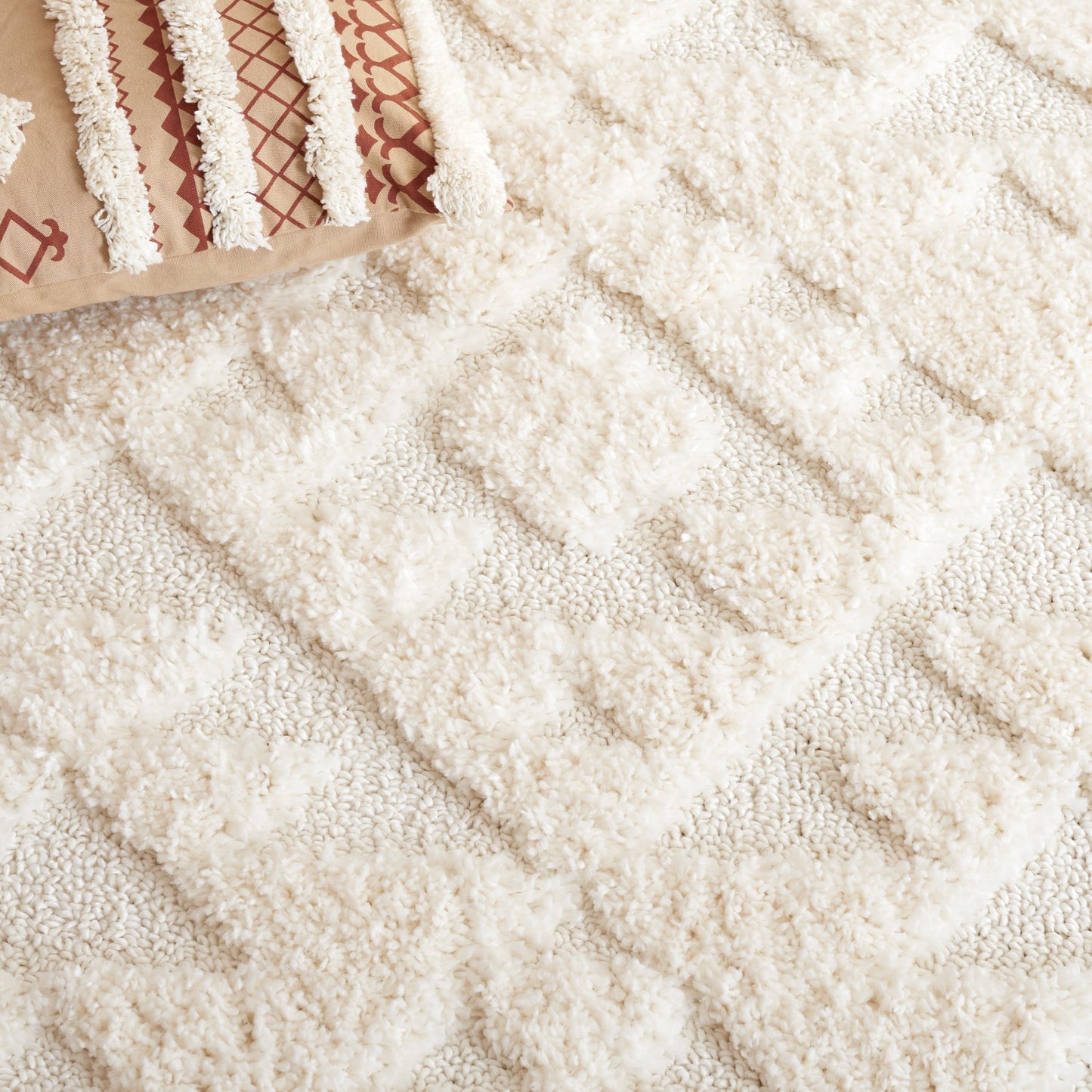 Tapis marocain à poils longs SAFAVIEH Delores, 5 cm d'épaisseur