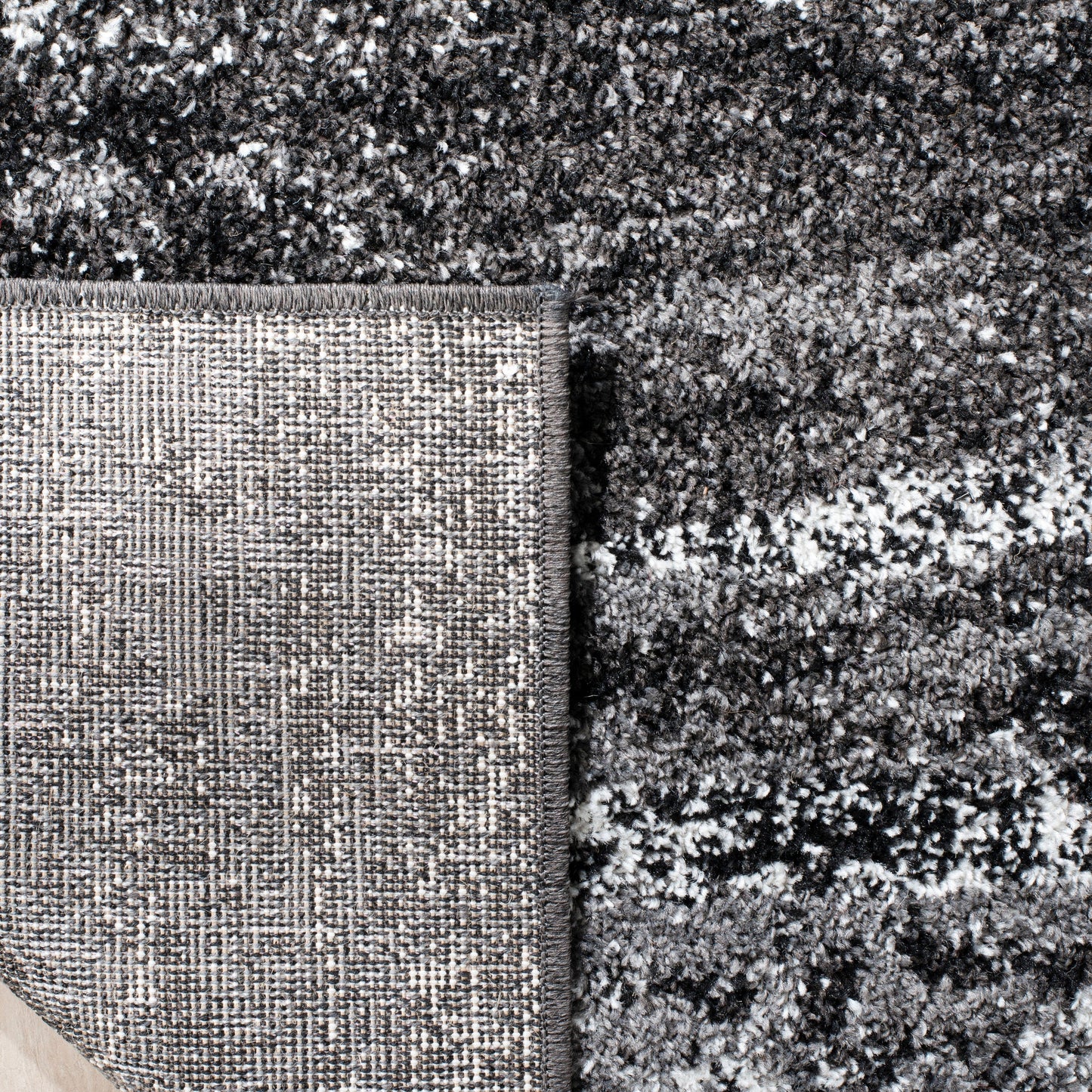 SAFAVIEH, Tapis abstrait moderne Adirondack Allegonda