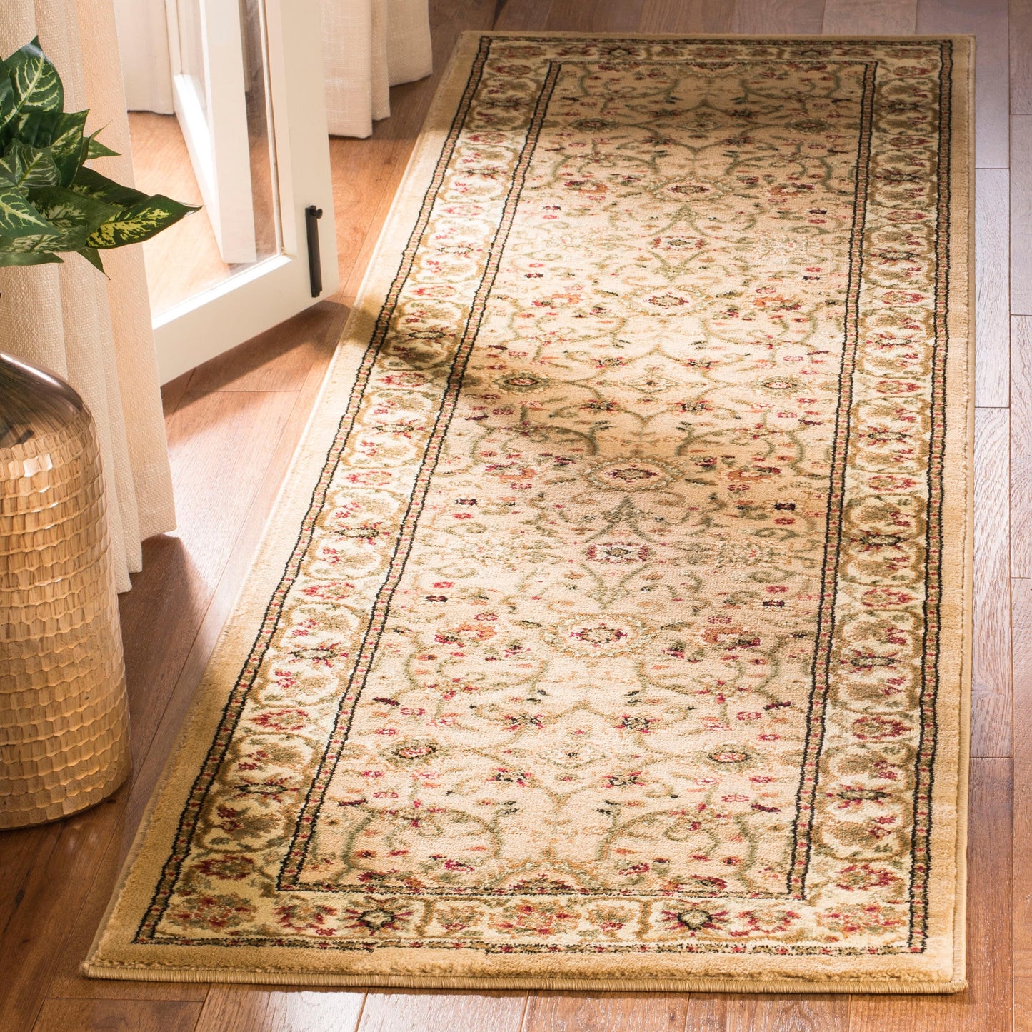 SAFAVIEH, tapis traditionnel Lyndhurst Marsha