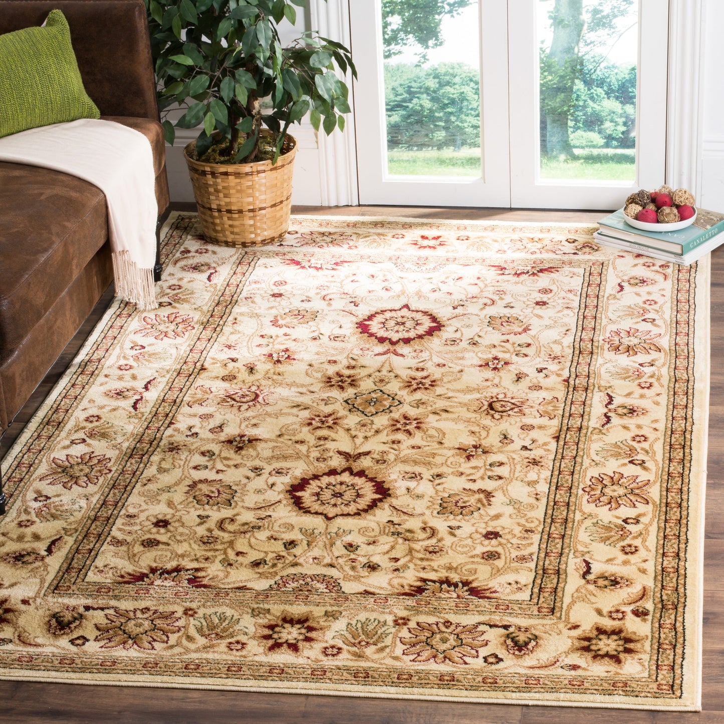 SAFAVIEH, tapis traditionnel Lyndhurst Marsha