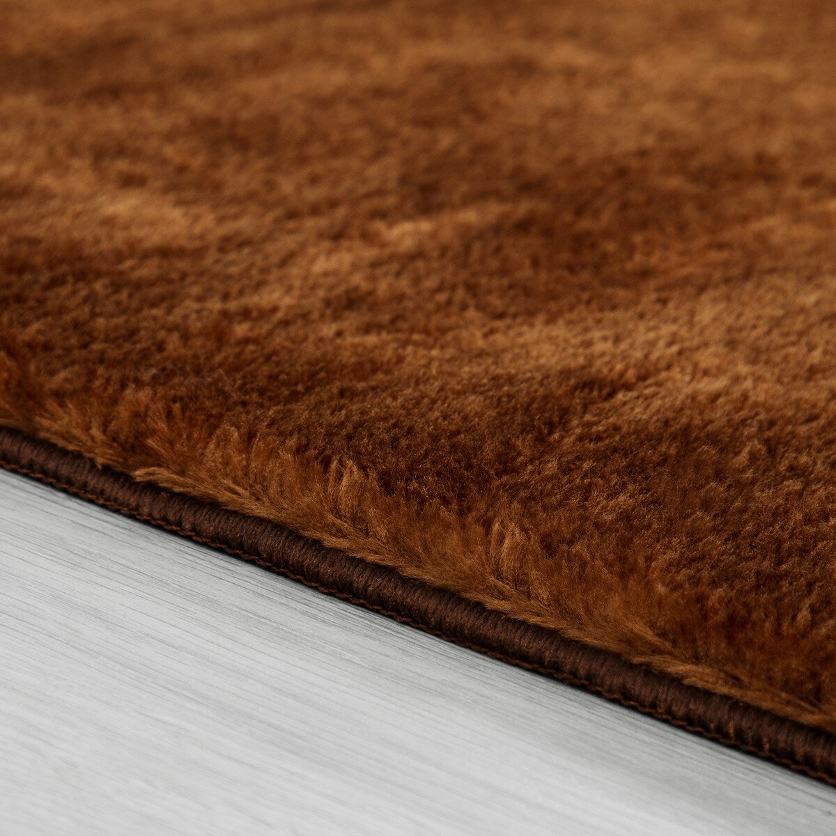 Tapis doux et lavable avec envers antidérapant, couleurs unies