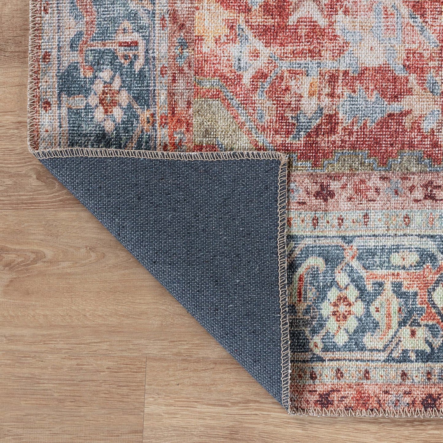 Tapis traditionnel vieilli lavable en machine