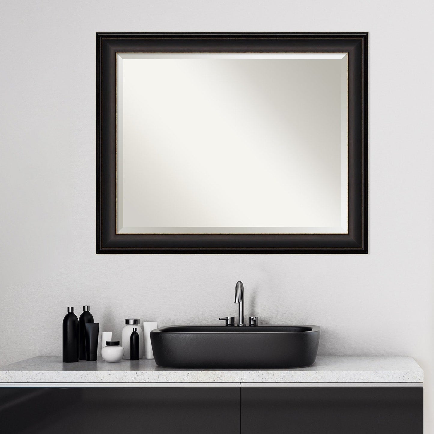 Miroir mural de salle de bain biseauté - Cadre en bronze huilé Trio - Bronze huilé Trio